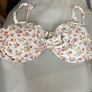 Hollister Bikini top NWOT
